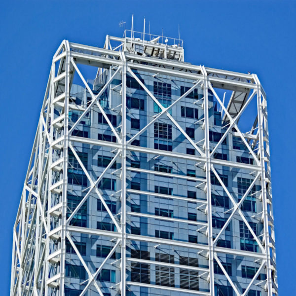 Металлическое сборное здание из многослойных стальных колонн С-образной Z-образной обрешеткой插图2