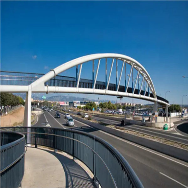 Мост из сборных окрашенных стальных конструкций Q355 с арочным переходом для пешеходов插图1